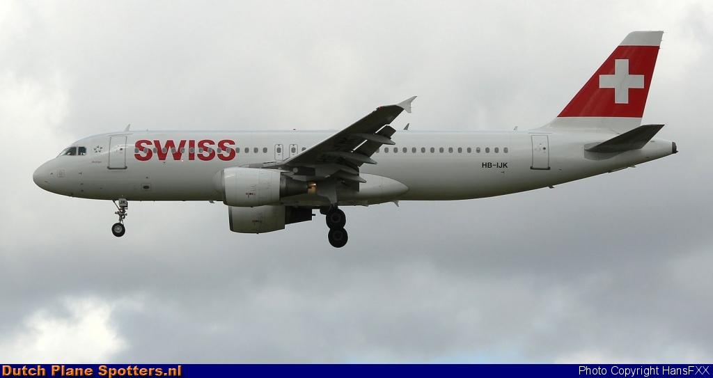 HB-IJK Airbus A320 Swiss International Air Lines by HansFXX