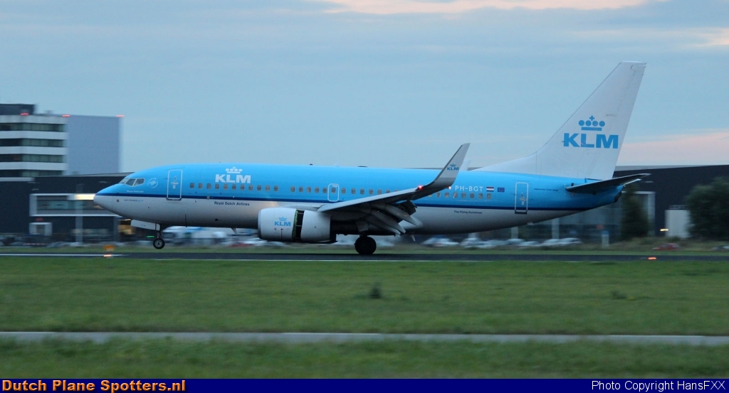 PH-BGT Boeing 737-700 KLM Royal Dutch Airlines by HansFXX
