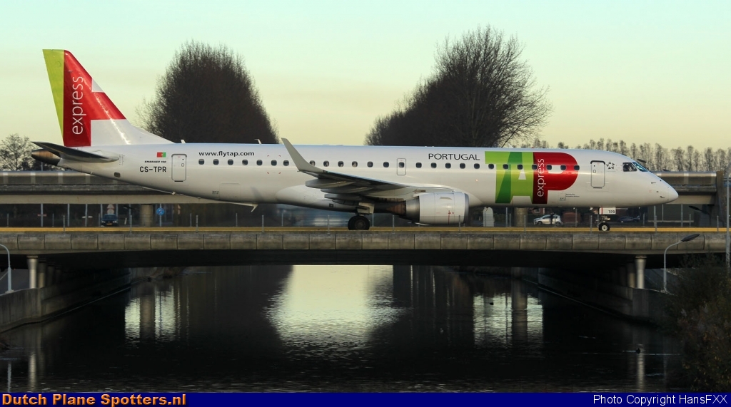 CS-TPR Embraer 190 PGA Portugalia Airlines (TAP Express) by HansFXX