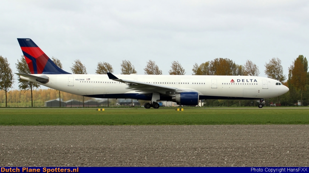 N821NW Airbus A330-300 Delta Airlines by HansFXX