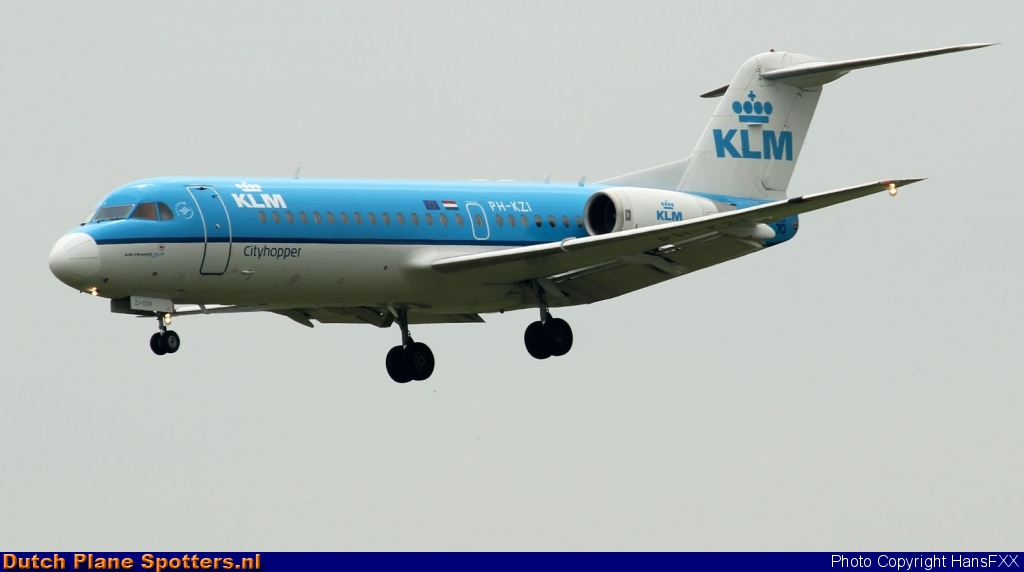 PH-KZI Fokker 70 KLM Cityhopper by HansFXX