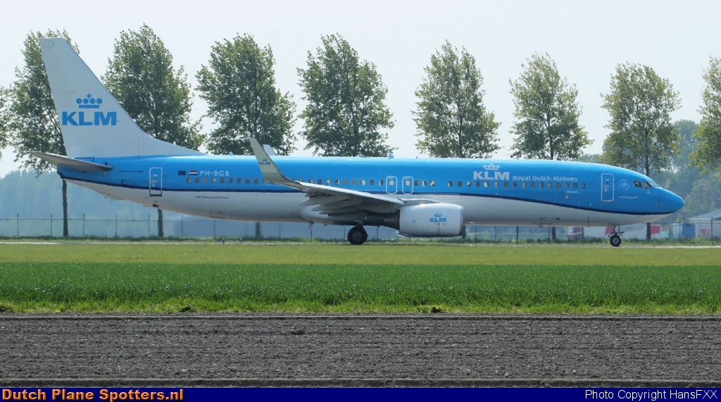 PH-BGB Boeing 737-800 KLM Royal Dutch Airlines by HansFXX