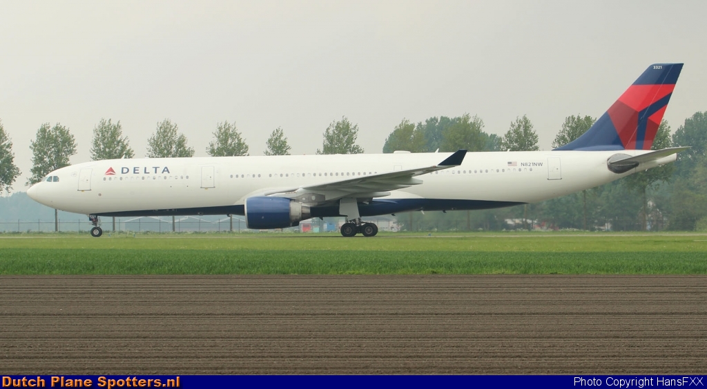N821NW Airbus A330-300 Delta Airlines by HansFXX