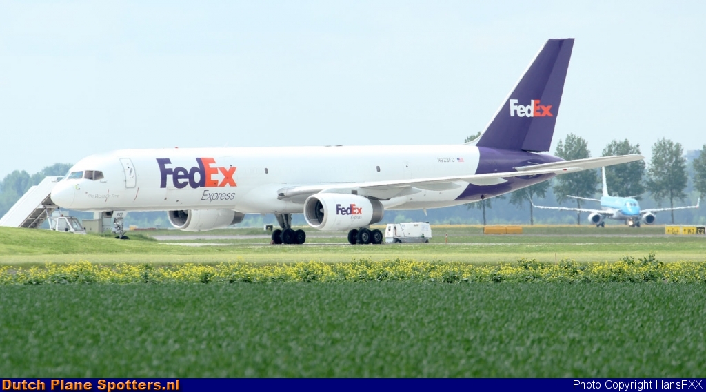 N923FD Boeing 757-200 FedEx by HansFXX
