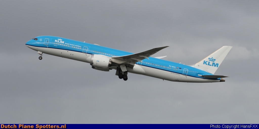 PH-BHG Boeing 787-9 Dreamliner KLM Royal Dutch Airlines by HansFXX