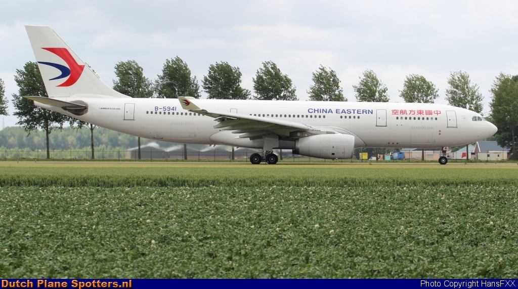 B-5941 Airbus A330-200 China Eastern Airlines by HansFXX