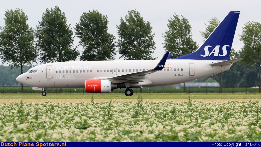 SE-RJX Boeing 737-700 SAS Scandinavian Airlines by HansFXX