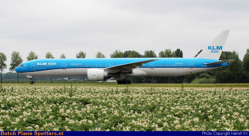 PH-BVC Boeing 777-300 KLM Asia by HansFXX