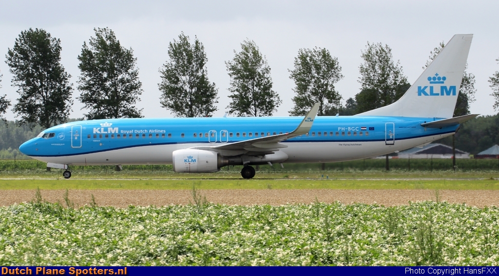 PH-BGC Boeing 737-800 KLM Royal Dutch Airlines by HansFXX
