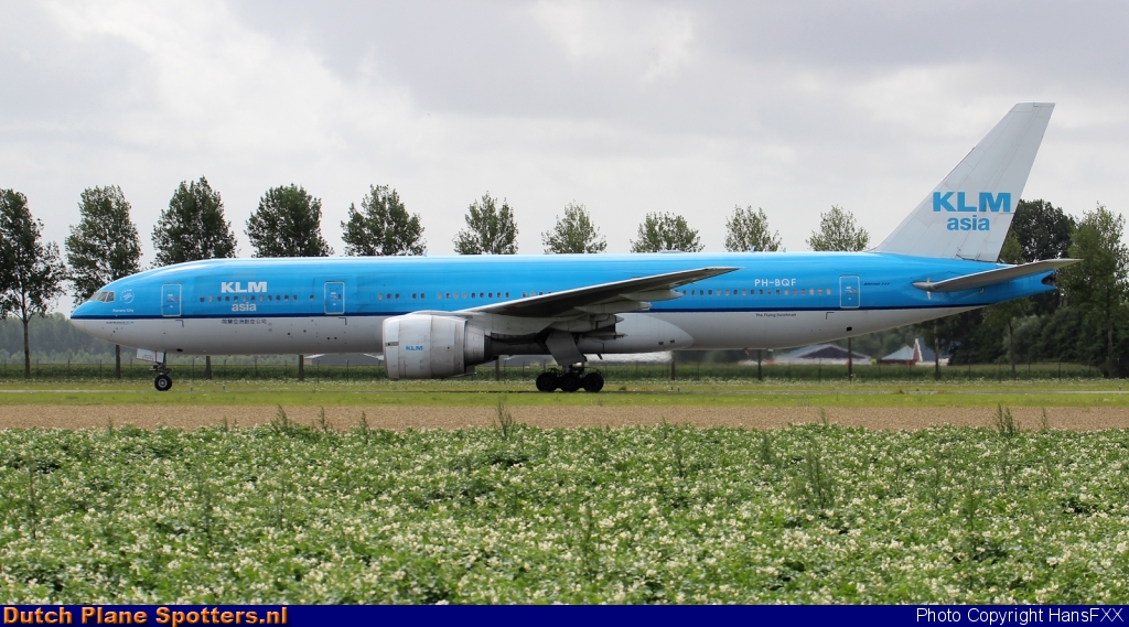 PH-BQF Boeing 777-200 KLM Asia by HansFXX