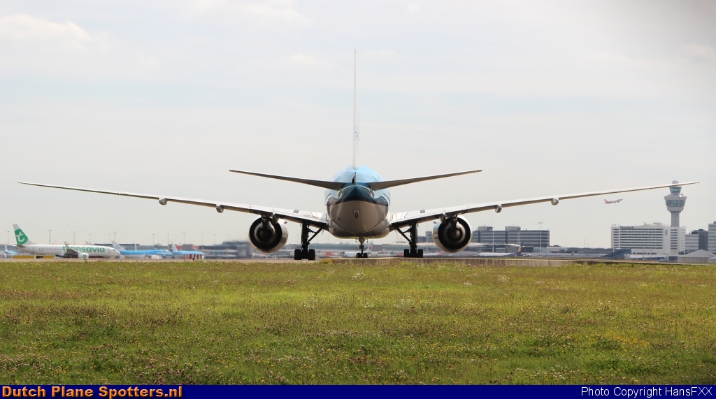 PH-BVG Boeing 777-300 KLM Royal Dutch Airlines by HansFXX