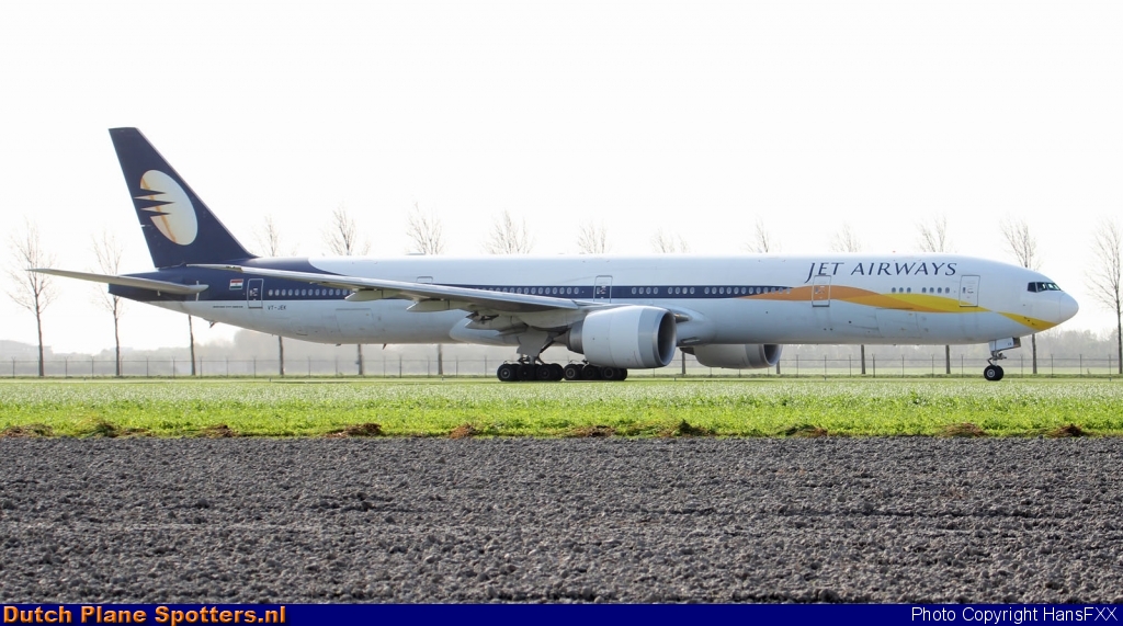 VT-JEK Boeing 777-300 Jet Airways by HansFXX