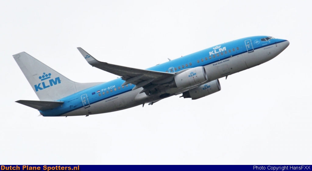 PH-BGM Boeing 737-700 KLM Royal Dutch Airlines by HansFXX