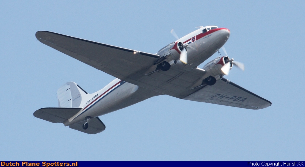 PH-PBA Douglas DC3 DDA Classic Airlines by HansFXX