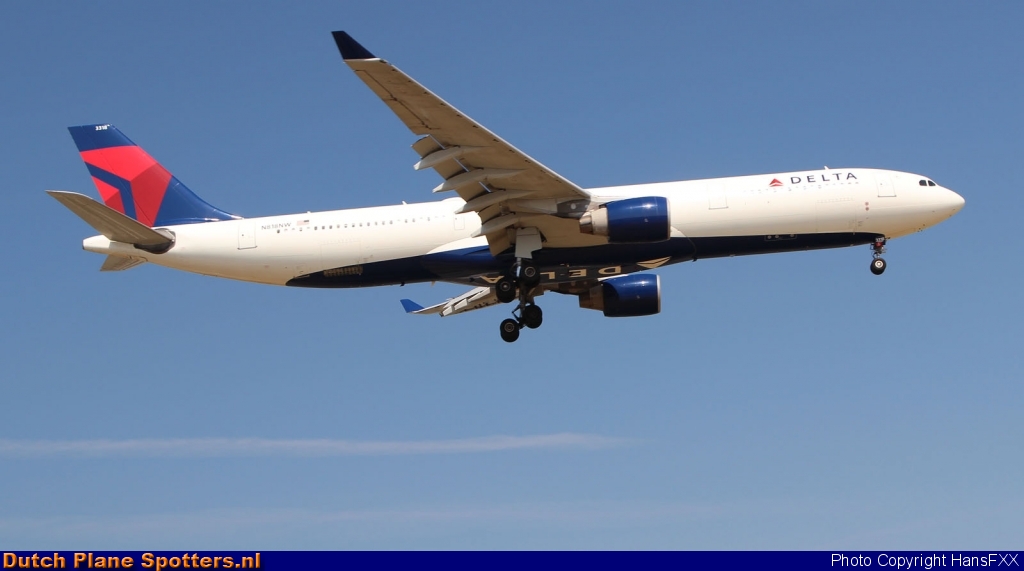N818NW Airbus A330-300 Delta Airlines by HansFXX