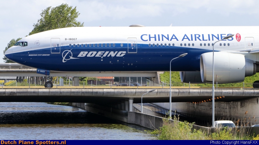 B-18007 Boeing 777-300 China Airlines by HansFXX