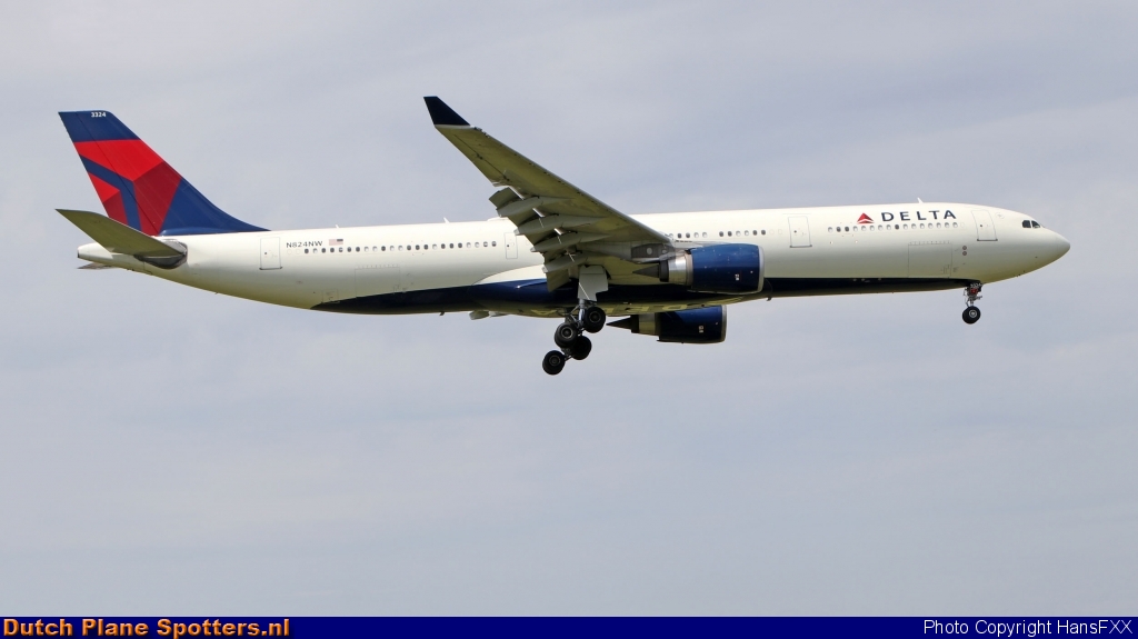 N824NW Airbus A330-300 Delta Airlines by HansFXX