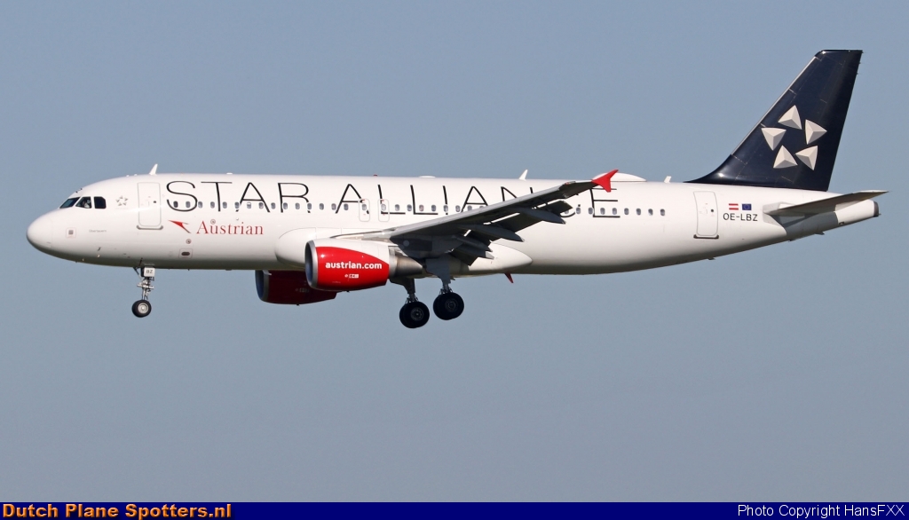 OE-LBZ Airbus A320 Austrian Airlines by HansFXX