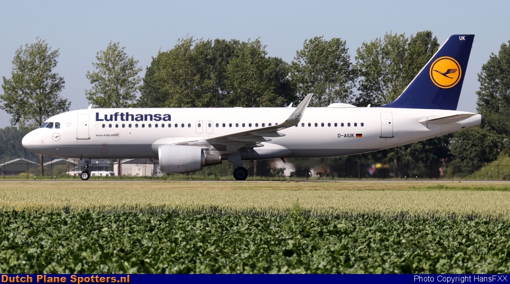 D-AIUK Airbus A320 Lufthansa by HansFXX