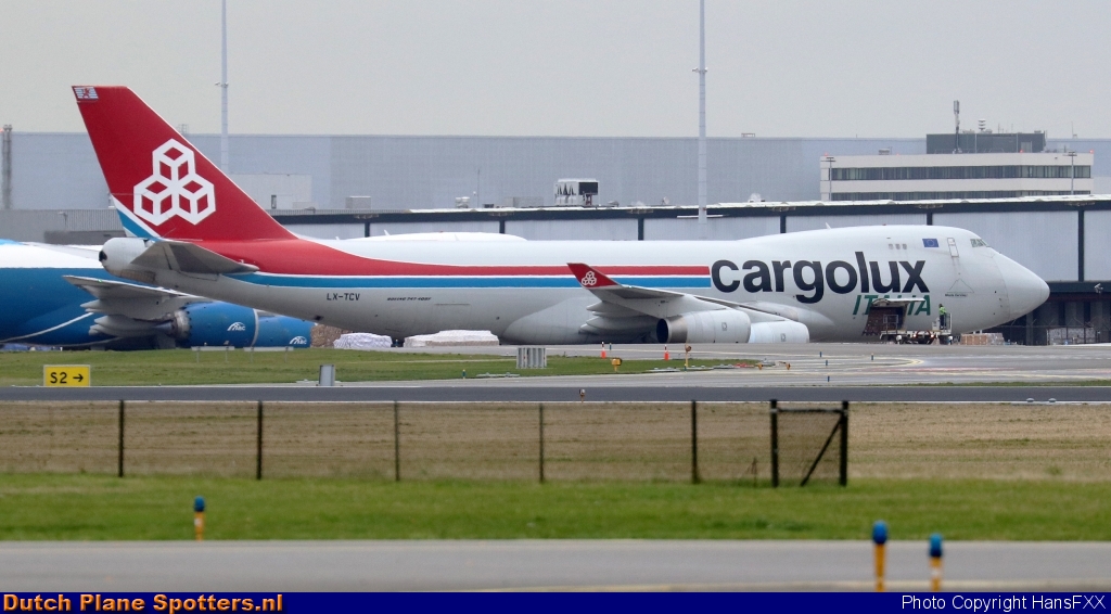 LX-TCV Boeing 747-400 Cargolux by HansFXX