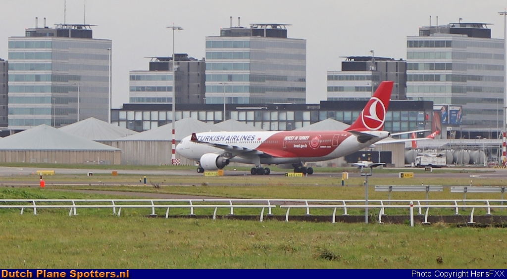 TC-JIZ Airbus A330-200 Turkish Airlines by HansFXX