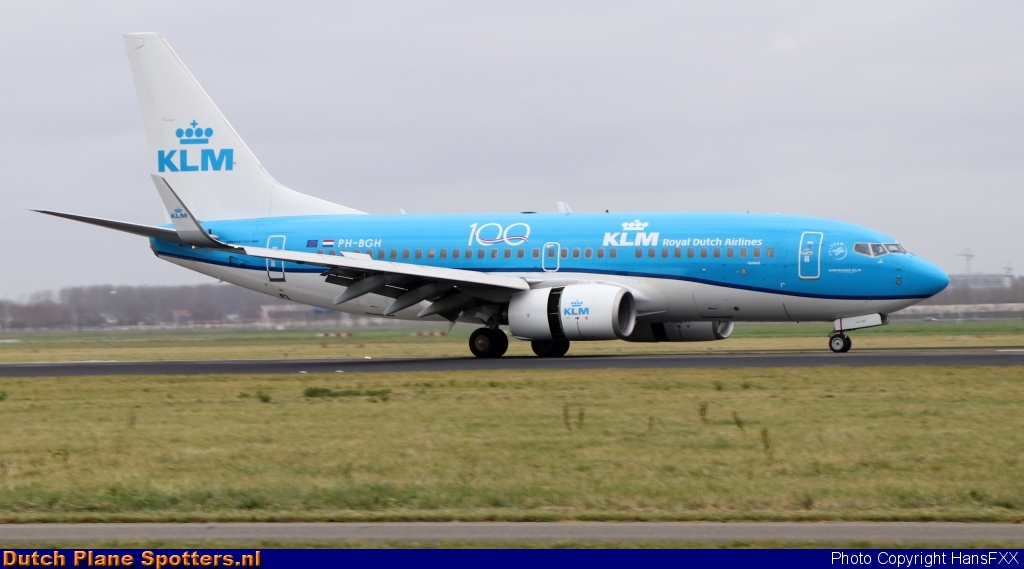 PH-BGH Boeing 737-700 KLM Royal Dutch Airlines by HansFXX