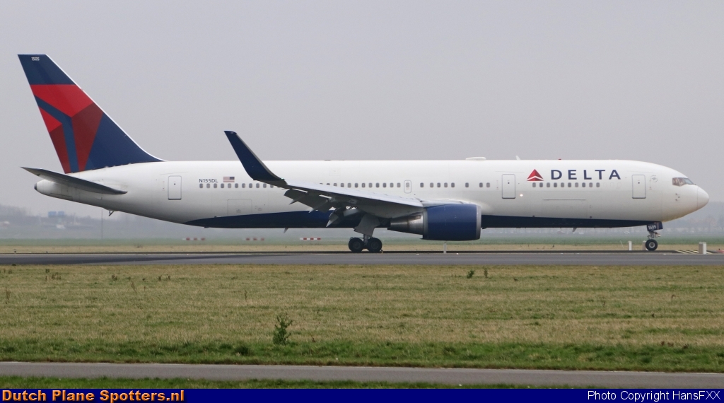N155DL Boeing 767-300 Delta Airlines by HansFXX