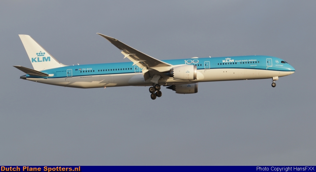 PH-BKD Boeing 787-10 Dreamliner KLM Royal Dutch Airlines by HansFXX