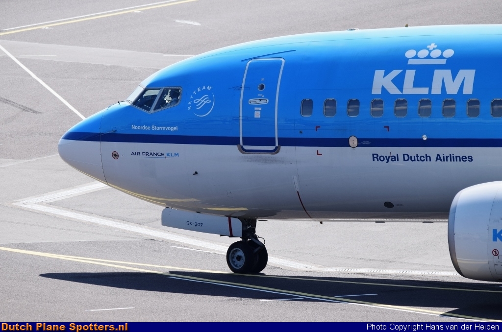 PH-BGK Boeing 737-700 KLM Royal Dutch Airlines by Hans van der Heiden