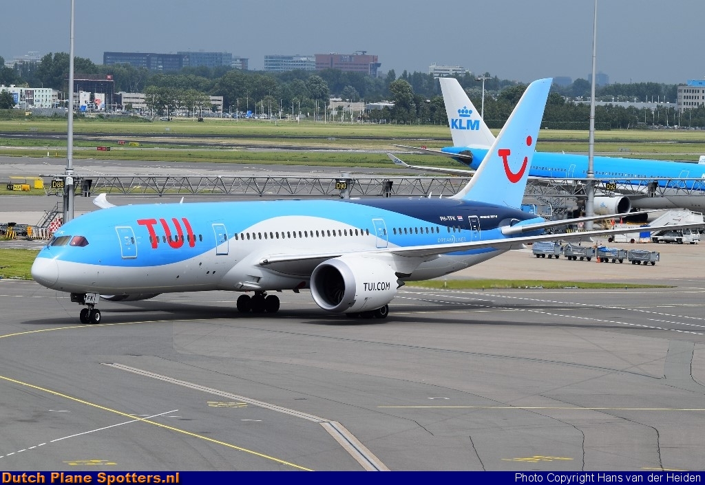 PH-TFK Boeing 787-8 Dreamliner TUI Airlines Netherlands by Hans van der Heiden