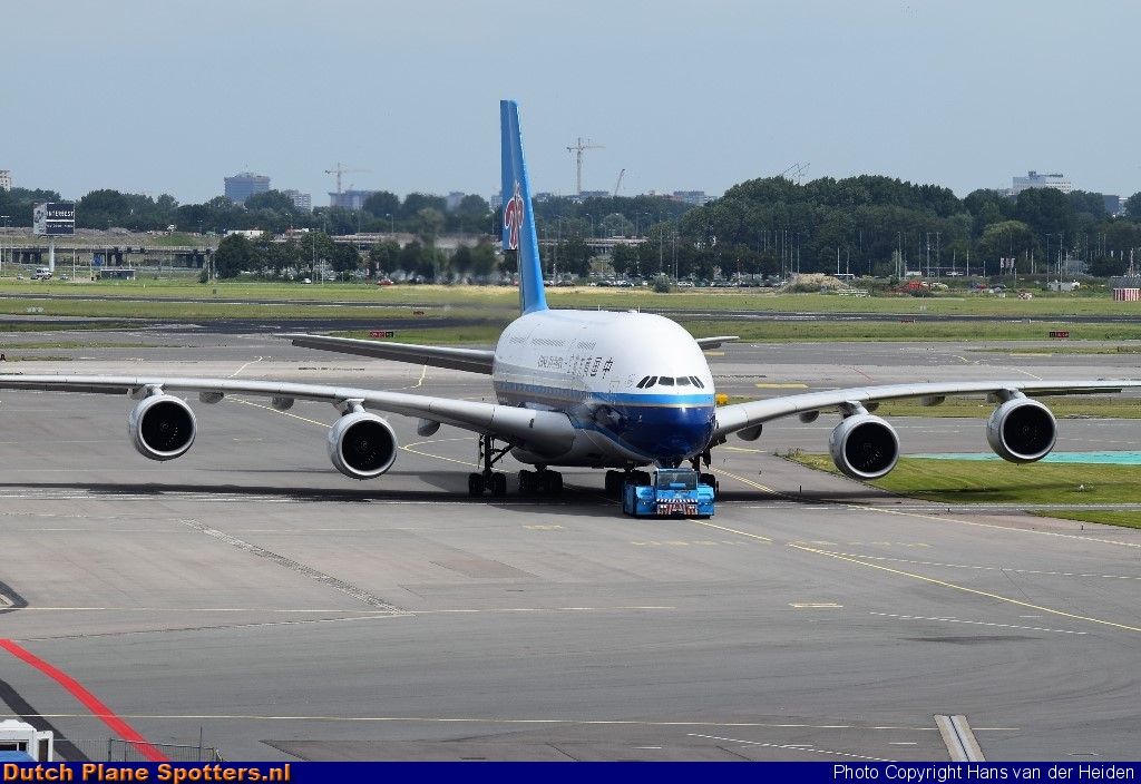B-6137 Airbus A380-800 China Southern by Hans van der Heiden