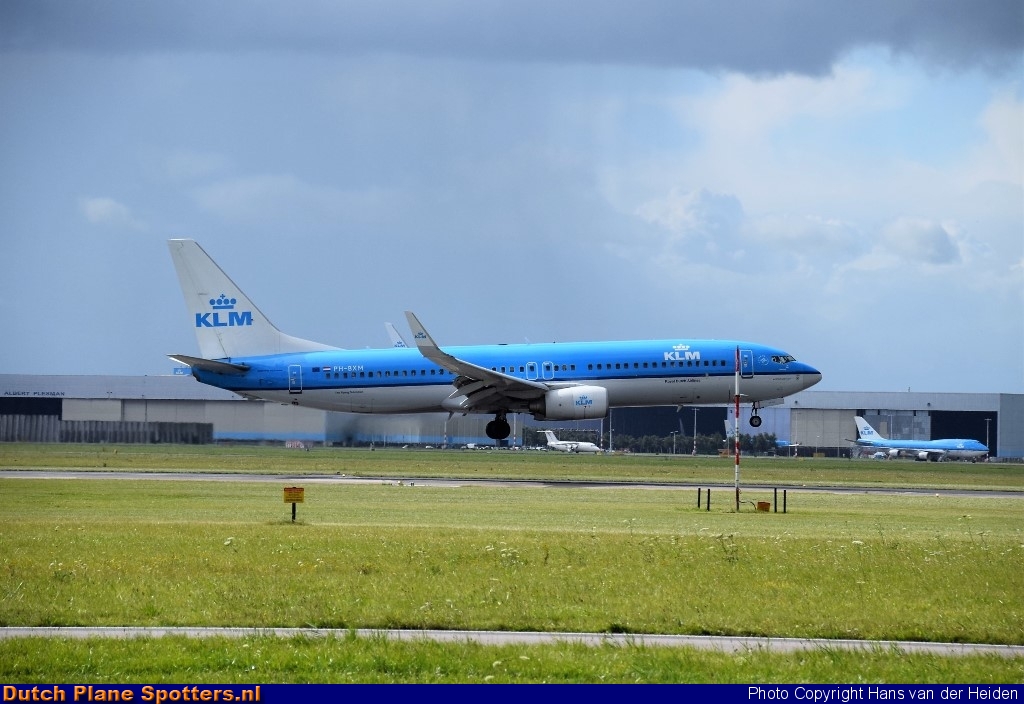 PH-BXM Boeing 737-800 KLM Royal Dutch Airlines by Hans van der Heiden