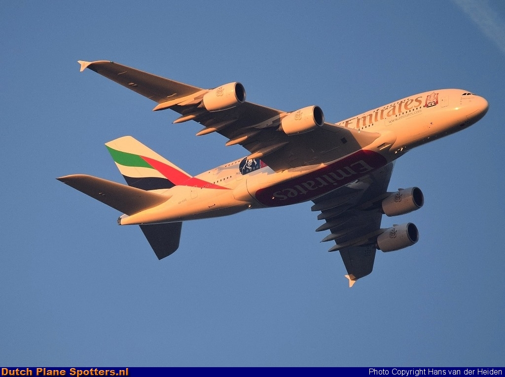 A6-EES Airbus A380-800 Emirates by Hans van der Heiden
