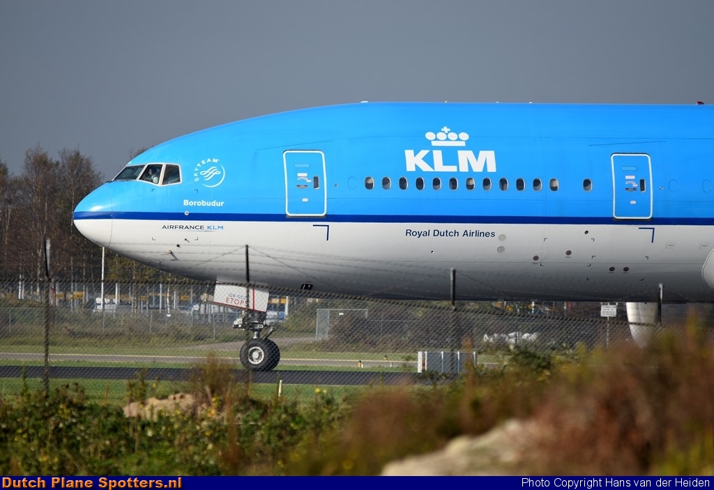 PH-BQB Boeing 777-200 KLM Royal Dutch Airlines by Hans van der Heiden