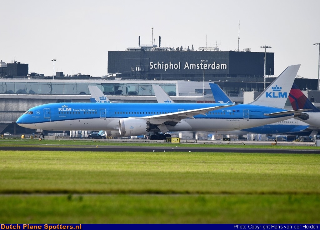 PH-BHC Boeing 787-9 Dreamliner KLM Royal Dutch Airlines by Hans van der Heiden