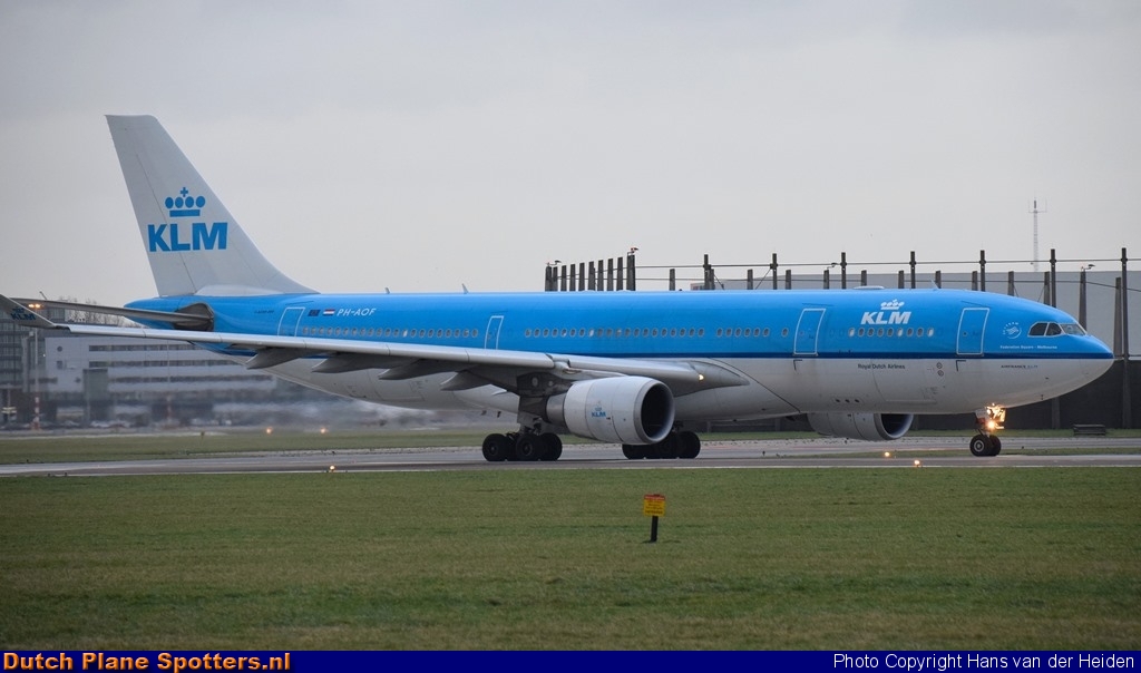 PH-AOF Airbus A330-200 KLM Royal Dutch Airlines by Hans van der Heiden
