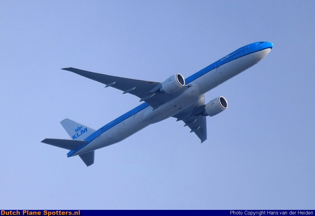 PH-BVU Boeing 777-300 KLM Royal Dutch Airlines by Hans van der Heiden