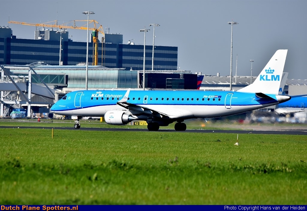 PH-EXV Embraer 190 KLM Cityhopper by Hans van der Heiden