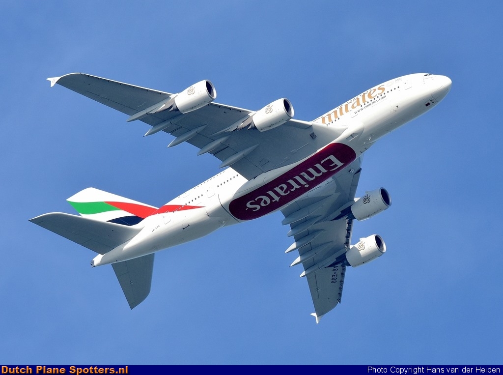 A6-EOO Airbus A380-800 Emirates by Hans van der Heiden