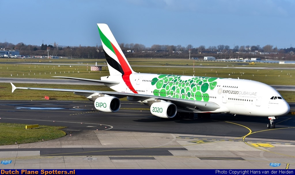 A6-EOW Airbus A380-800 Emirates by Hans van der Heiden