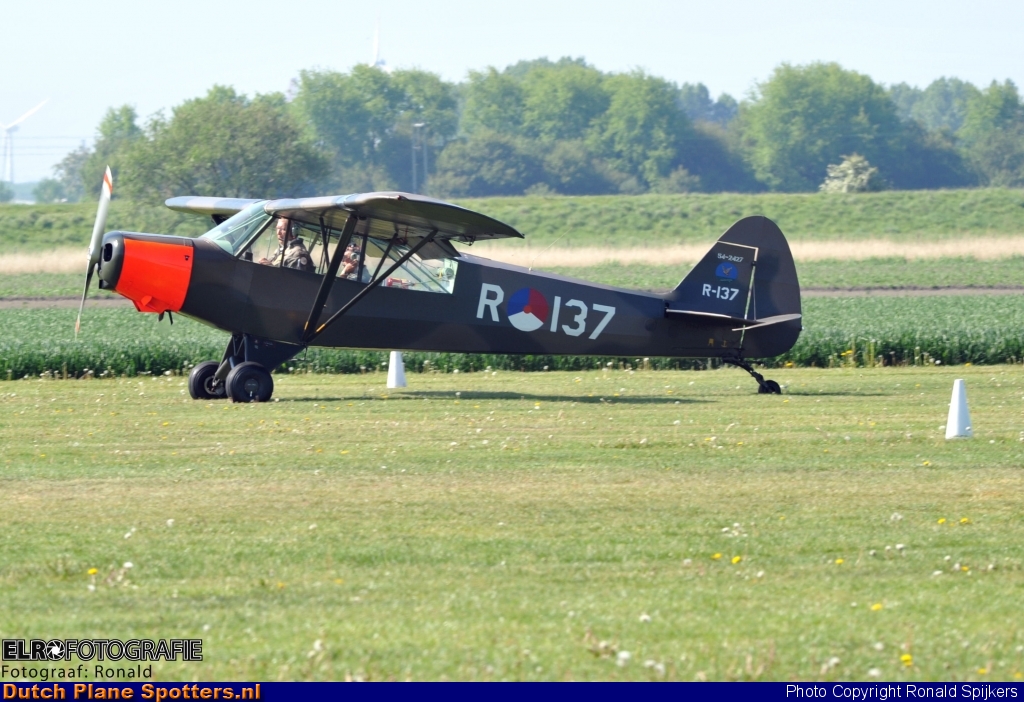 PH-PSC Piper PA-18 Super Cub MIL - Dutch Royal Air Force Historical Flight by Ronald Spijkers