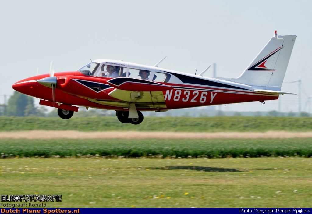 N8326Y Piper PA-30 Private by Ronald Spijkers