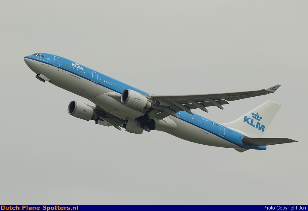 PH-AOF Airbus A330-200 KLM Royal Dutch Airlines by Jan