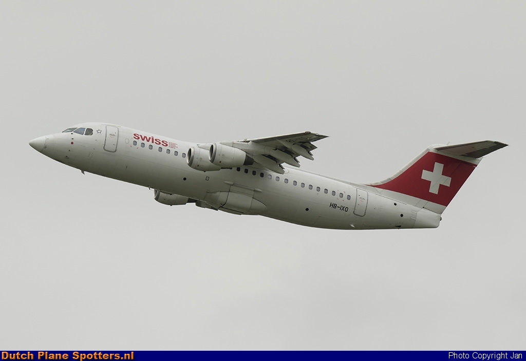 HB-IXO BAe 146 Swiss International Air Lines by Jan