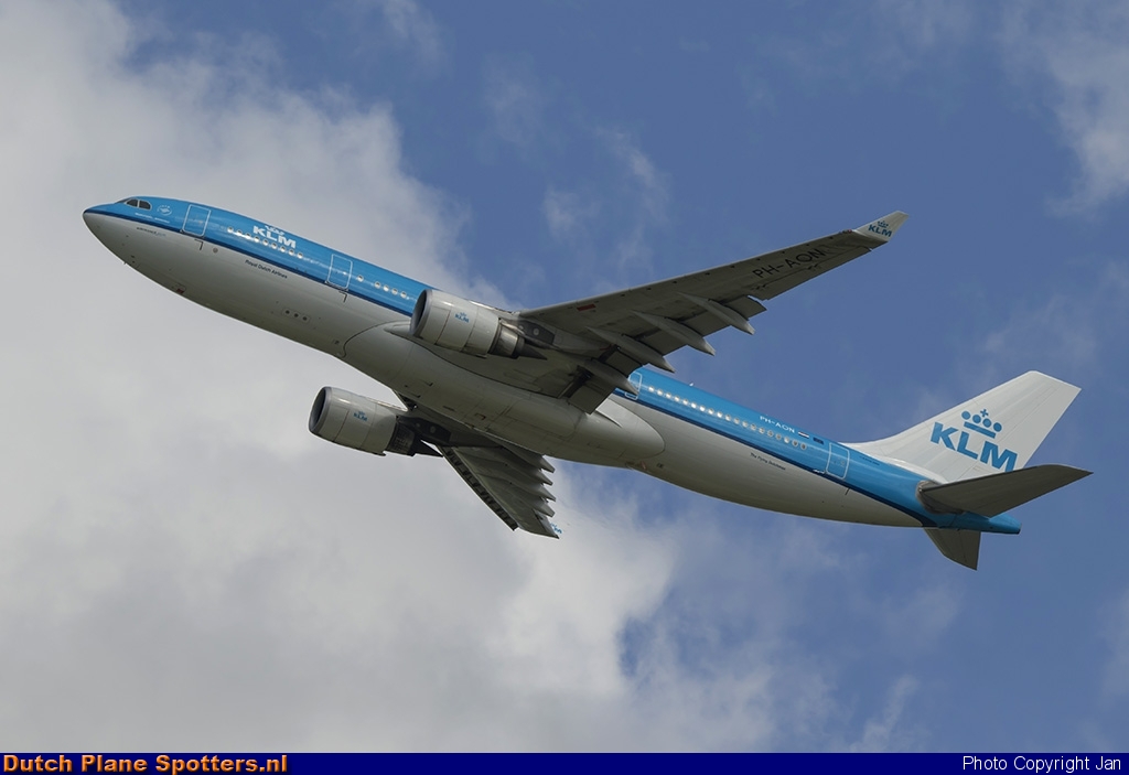 PH-AON Airbus A330-200 KLM Royal Dutch Airlines by Jan