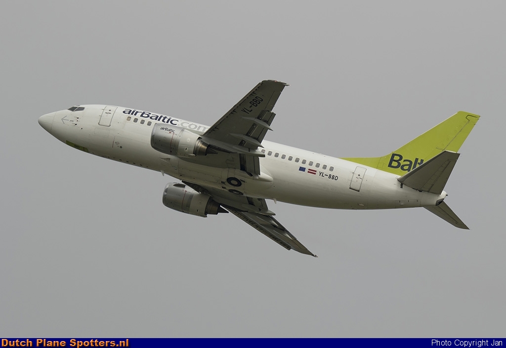 YL-BBD Boeing 737-500 Air Baltic by Jan