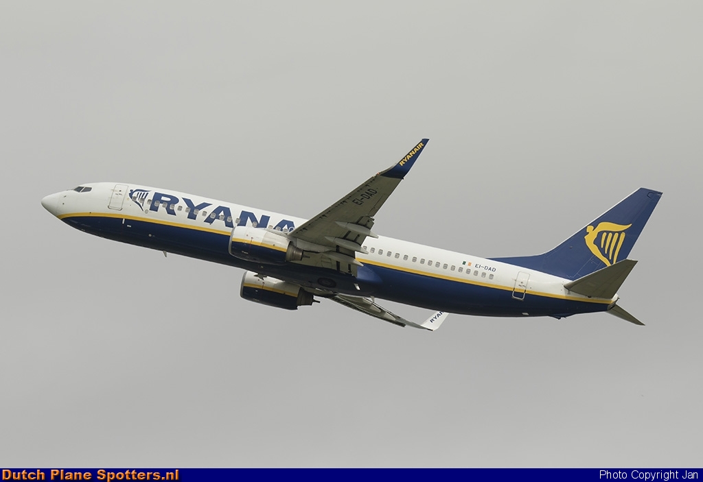 EI-DAD Boeing 737-800 Ryanair by Jan