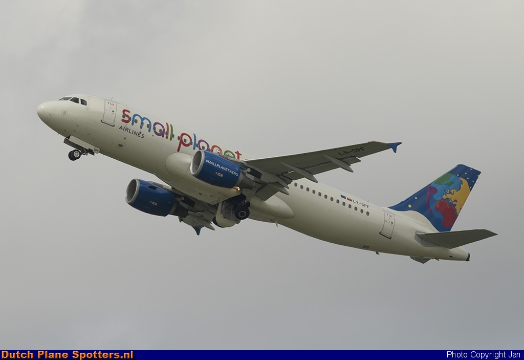 LY-SPF Airbus A320 Small Planet Airlines by Jan