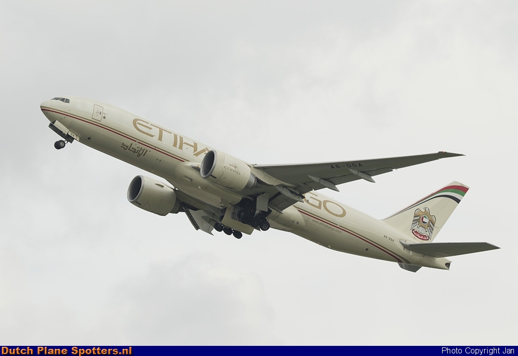 A6-DDA Boeing 777-F Etihad Cargo by Jan