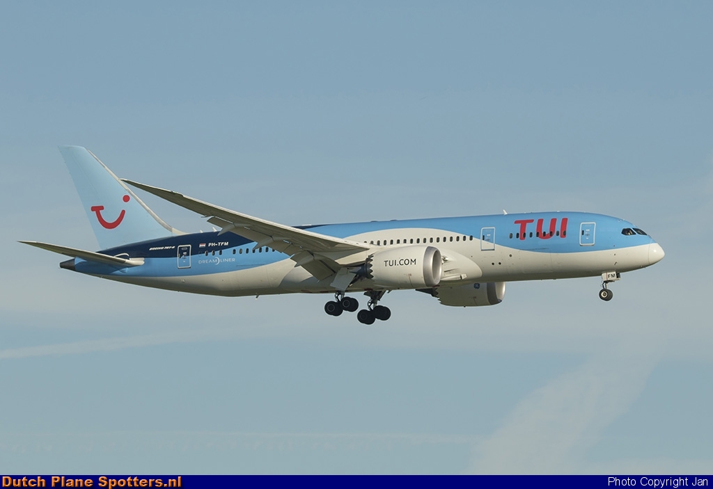 PH-TFM Boeing 787-8 Dreamliner TUI Airlines Netherlands by Jan